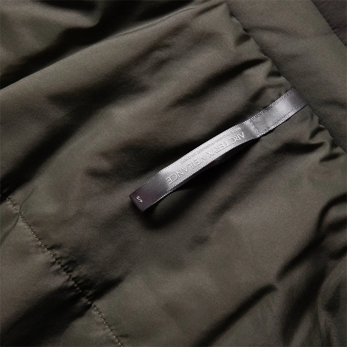 MIONN IS JACKET